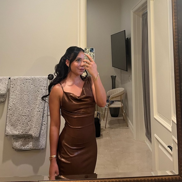 Club L London shimmer maxi dress with cut cowl front. - Picture 2 of 6